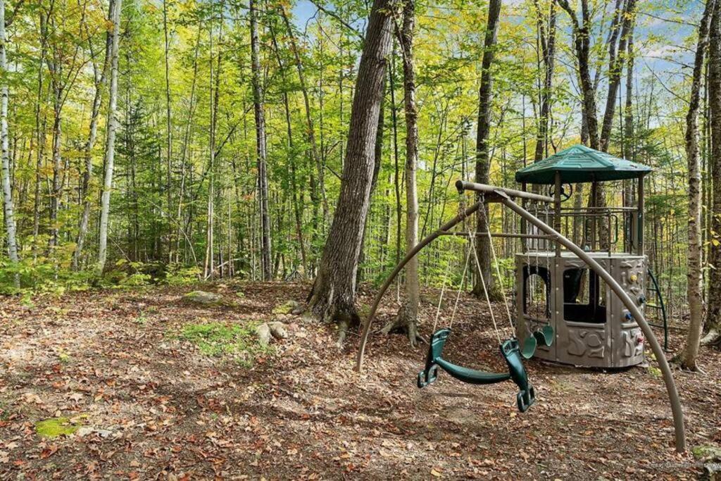 Treehouse In Maine Woods- The Grand Oak Villa Lovell Exterior photo