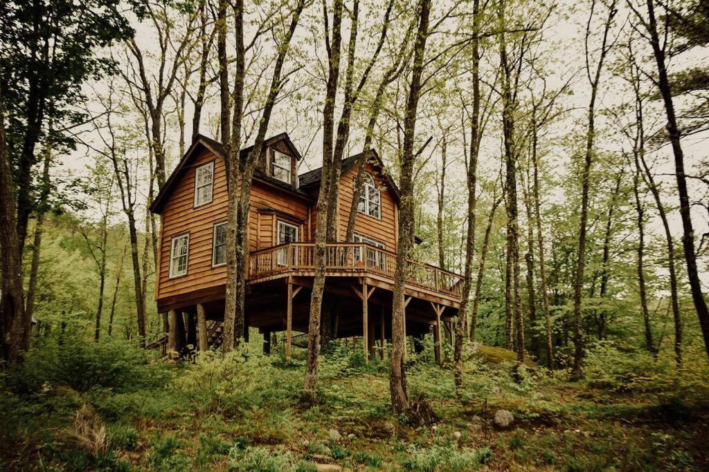 Treehouse In Maine Woods- The Grand Oak Villa Lovell Exterior photo