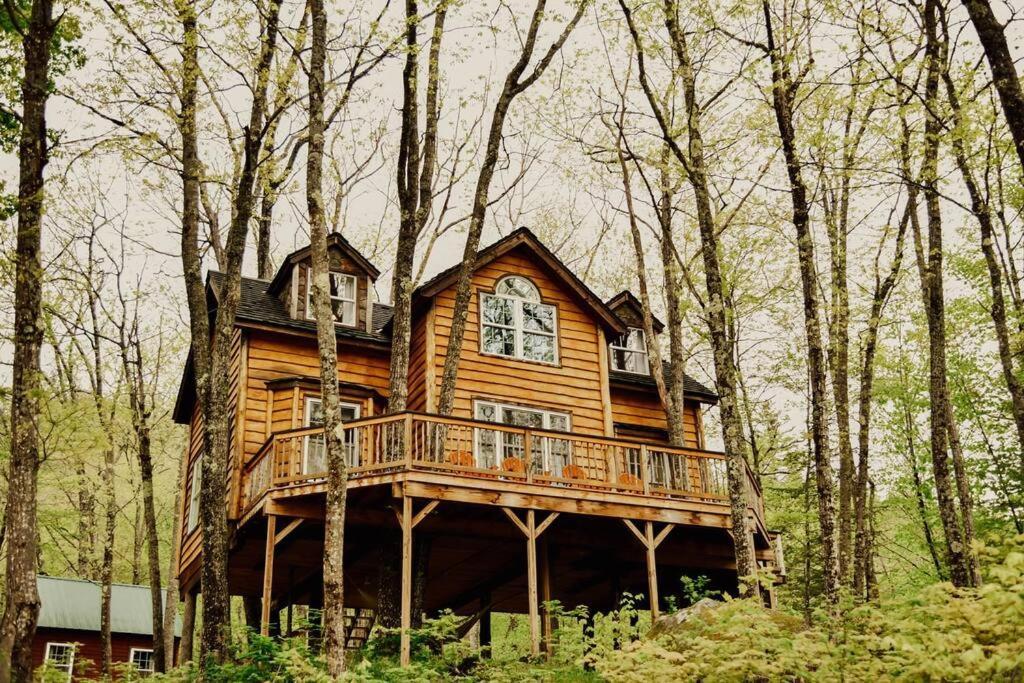 Treehouse In Maine Woods- The Grand Oak Villa Lovell Exterior photo